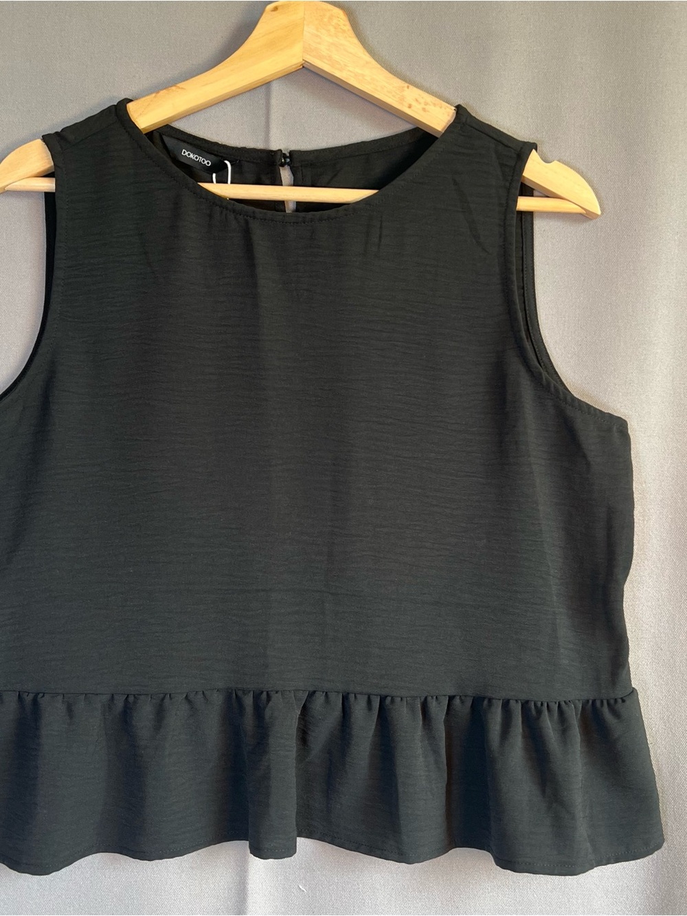 Black Sleeveless Peplum Top Women’s SzL NWT